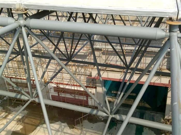 西城公安局网架天基板屋面